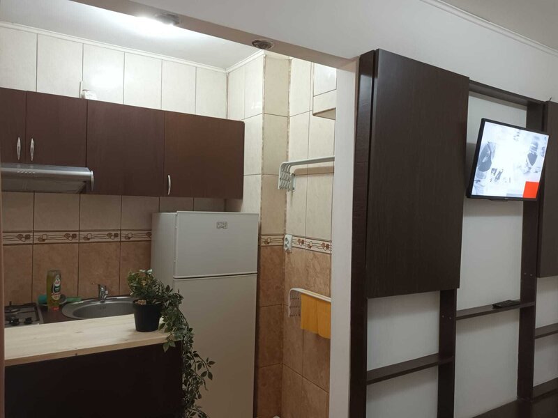 Oltenitei, Piata Sudului, garsoniera.